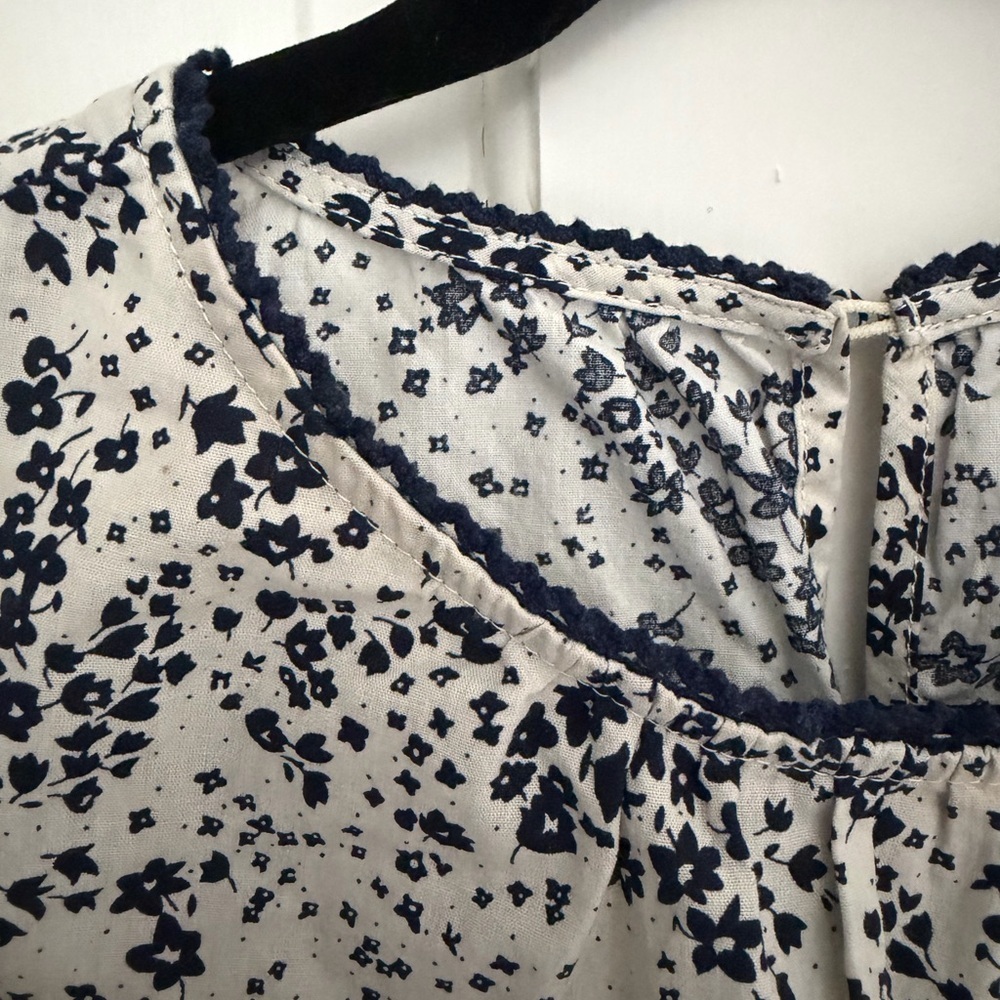 THML Black and Pink Floral Ruffle Blouse - Picture 6 of 7